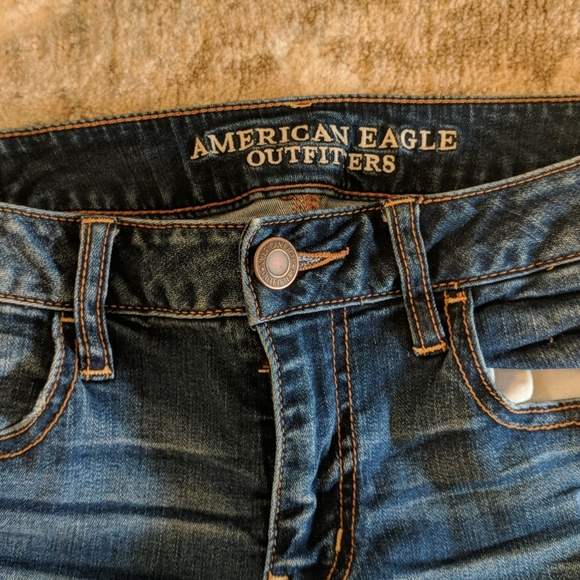 Women American Eagle jeans - Picture 2 of 5